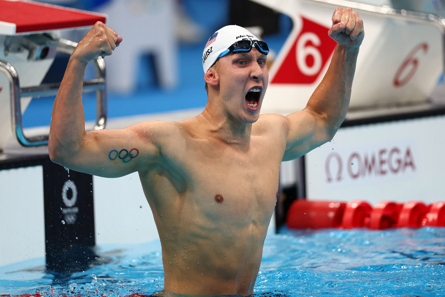 USA wins first Tokyo Olympics medals with gold, silver finish in men's 400-meter individual medley